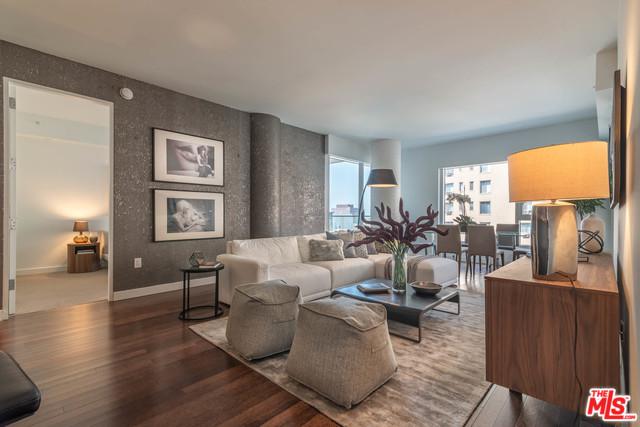 6250 Hollywood - Photo 1