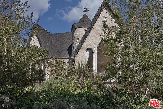 826 Cochran Avenue - Photo 1
