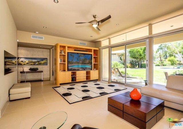 72277 El Paseo - Photo 1