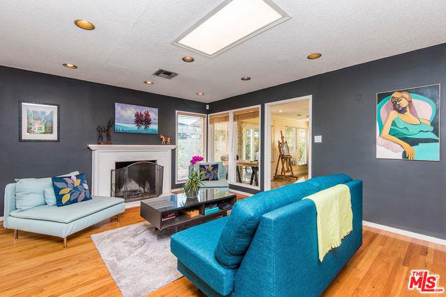 5322 Woodman Avenue - Photo 1