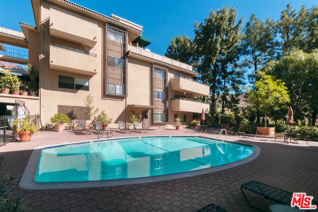 6700 Hillpark Drive - Photo 1