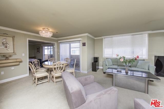 4501 Cedros Avenue - Photo 1