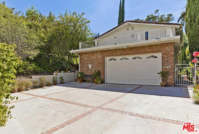 16142 Bayberry Place - Photo 1