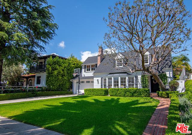261 18th Street - Photo 1