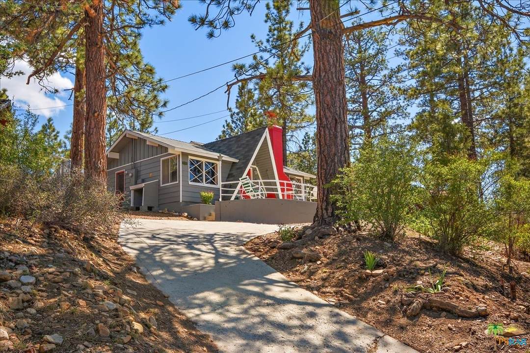 1233 Mann Drive - Photo 1