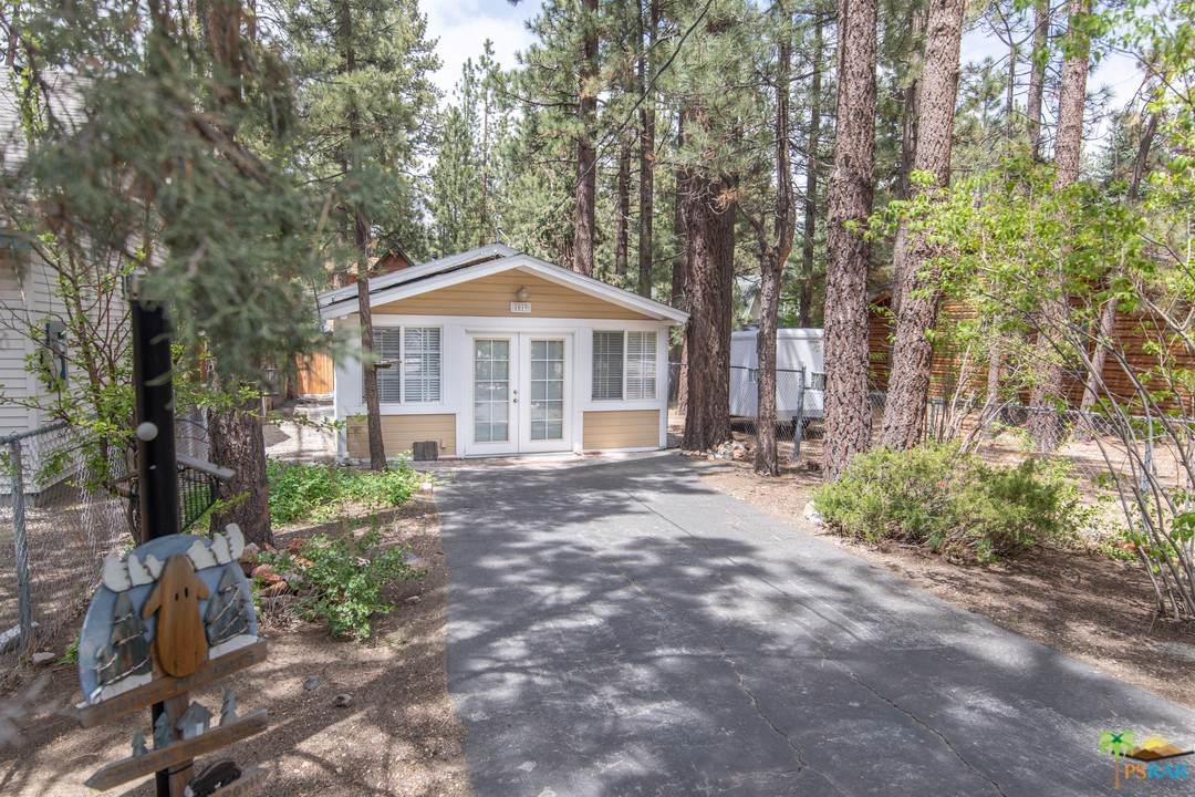 1019 Sugarloaf - Photo 1