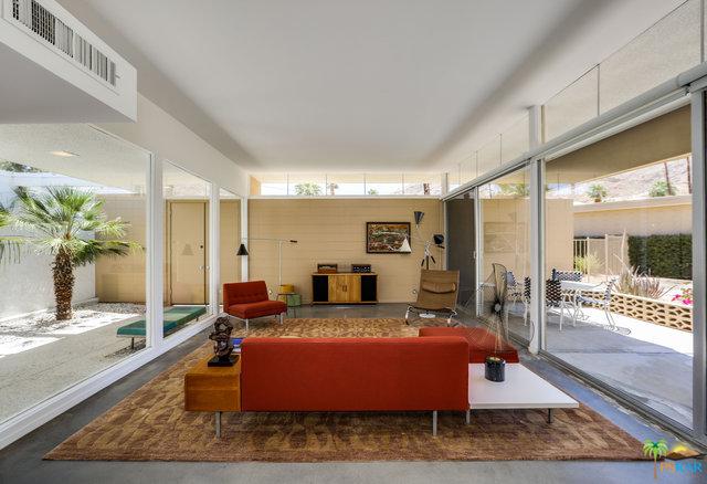 72449 Willow Street - Photo 1