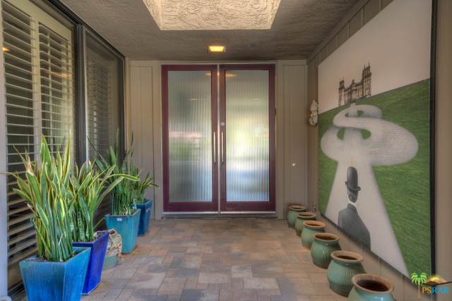 4 Wake Forest Court - Photo 1