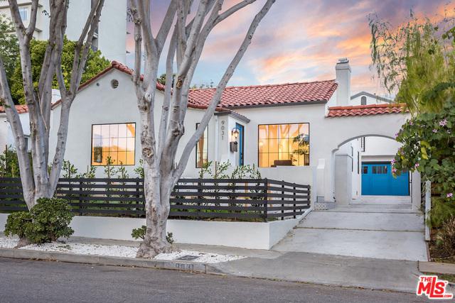 9031 Elevado Avenue - Photo 1
