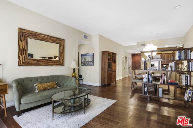 10862 Bloomfield Street - Photo 1