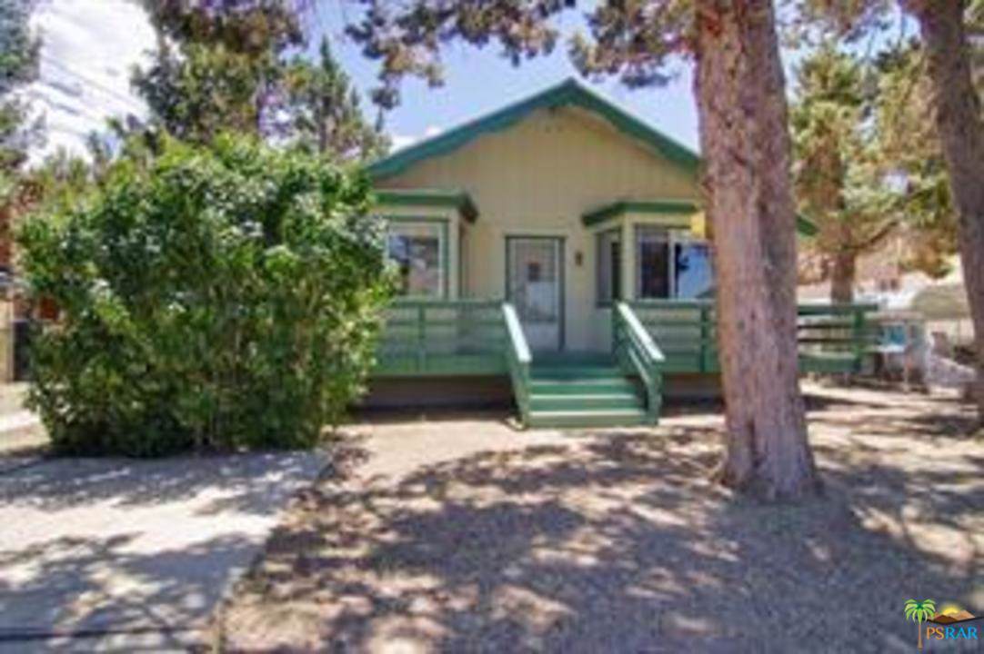 1352 Country Club Boulevard - Photo 1