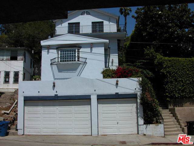2482 Cheremoya Avenue - Photo 1