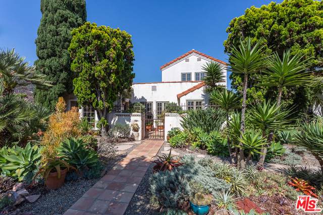 2245 Cloverfield Boulevard - Photo 1