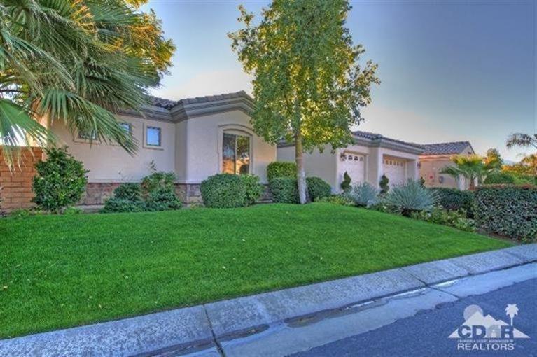 49440 Ali Court, La Quinta, CA 92253 (MLS #214088468) :: Brad Schmett Real Estate Group