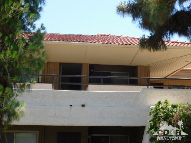 550 Villa Court - Photo 1