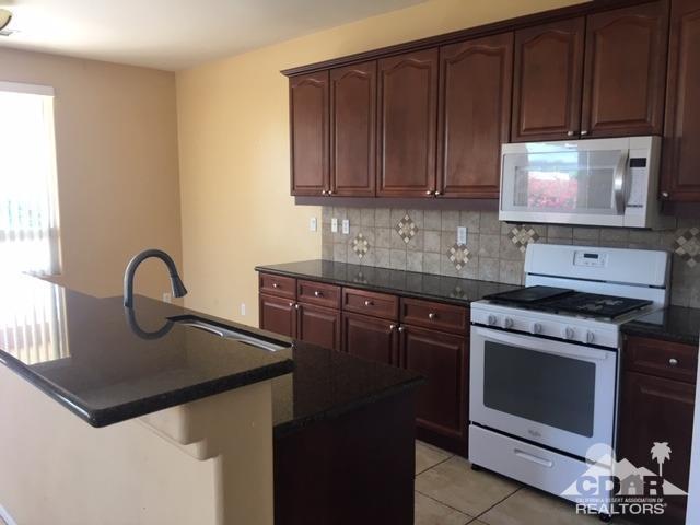 81477 Avenida Romero - Photo 1