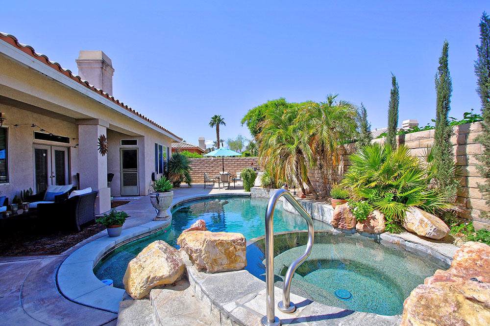 77582 Ashberry Court - Photo 1