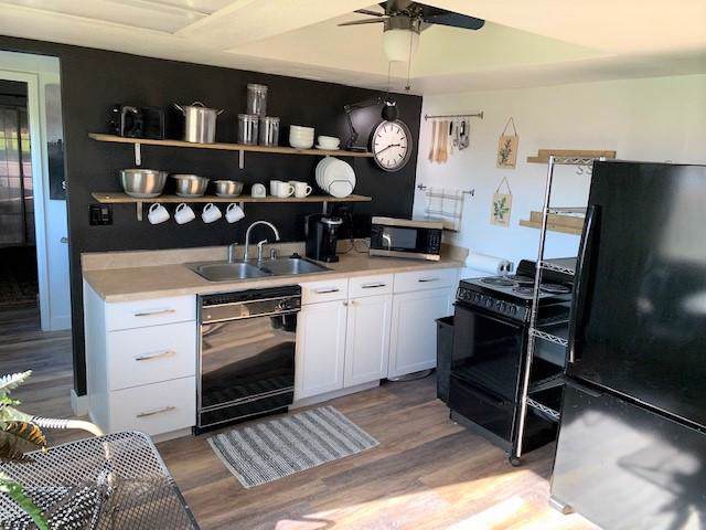 64281 Spyglass Avenue - Photo 1