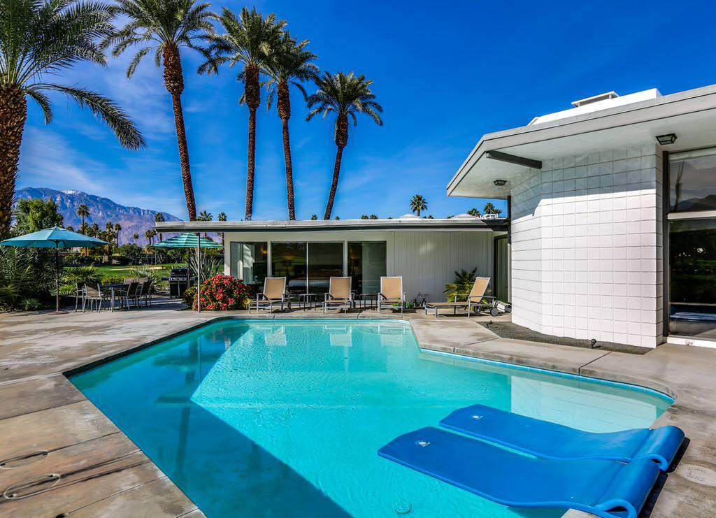 37647 Peacock Circle - Photo 1