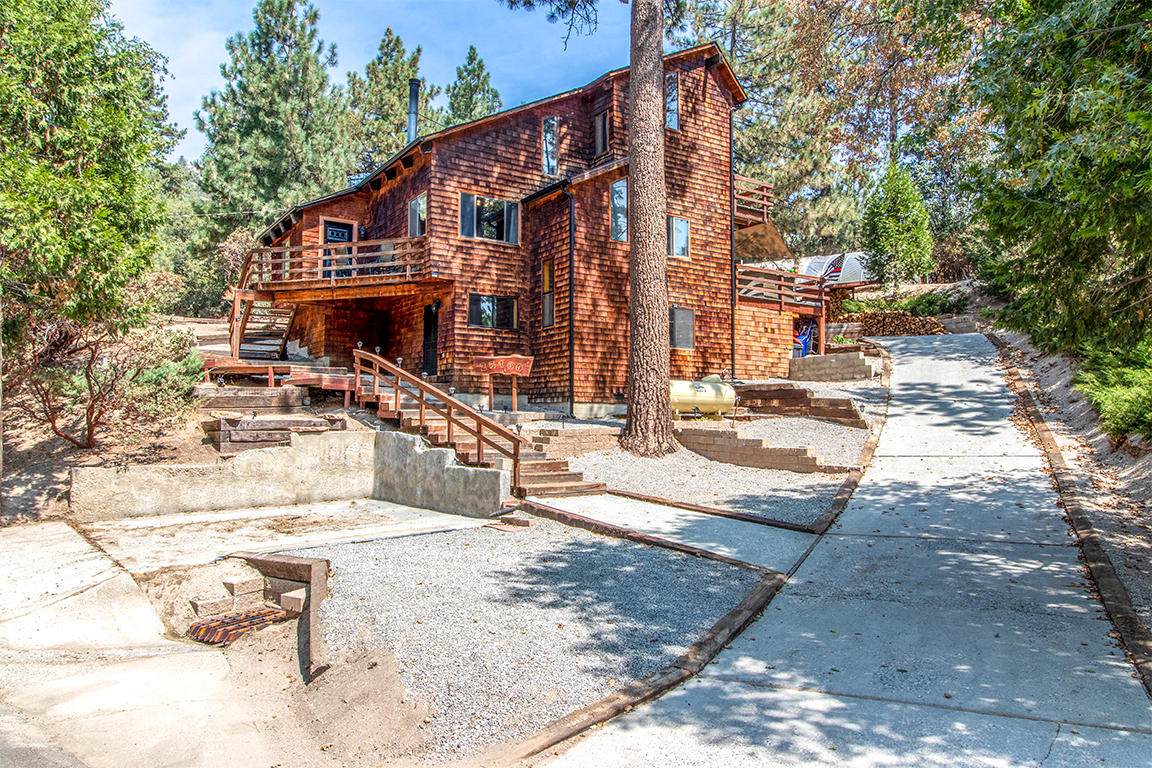 25160 Cascade - Photo 1