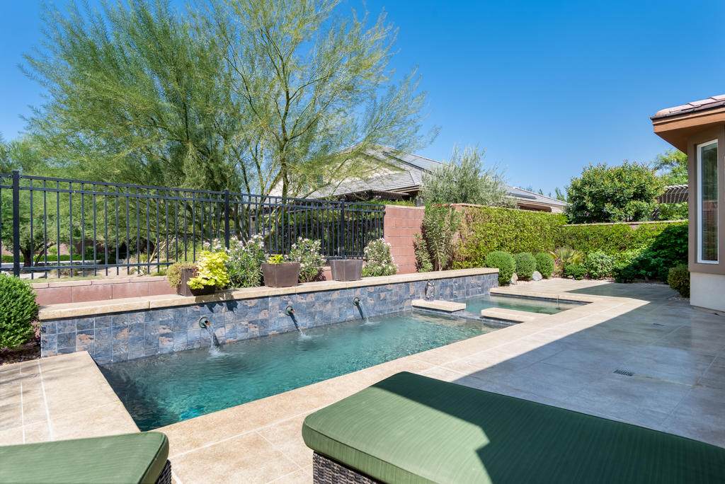 82914 Pembroke Lane - Photo 1