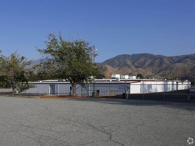 700 Hathaway Street - Photo 1