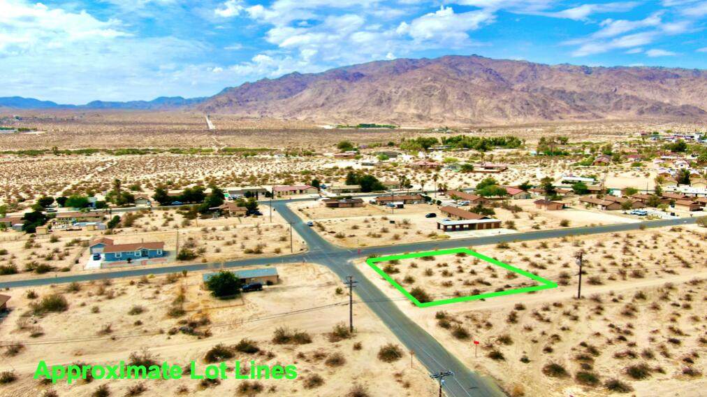 110 Cactus Drive - Photo 1
