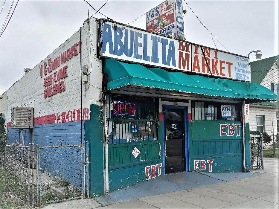 1408 9th Street - Photo 1