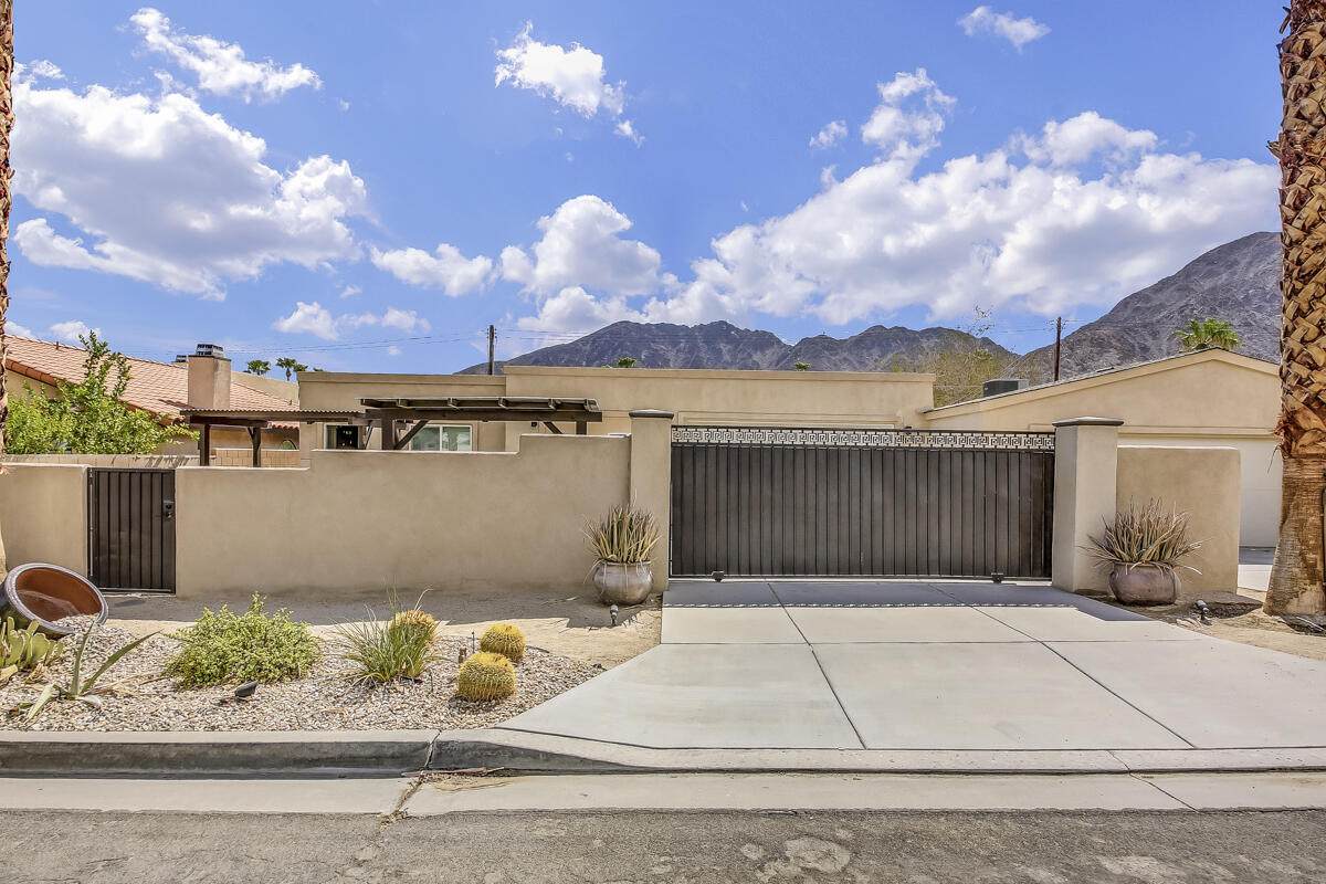 53860 Avenida Herrera - Photo 1