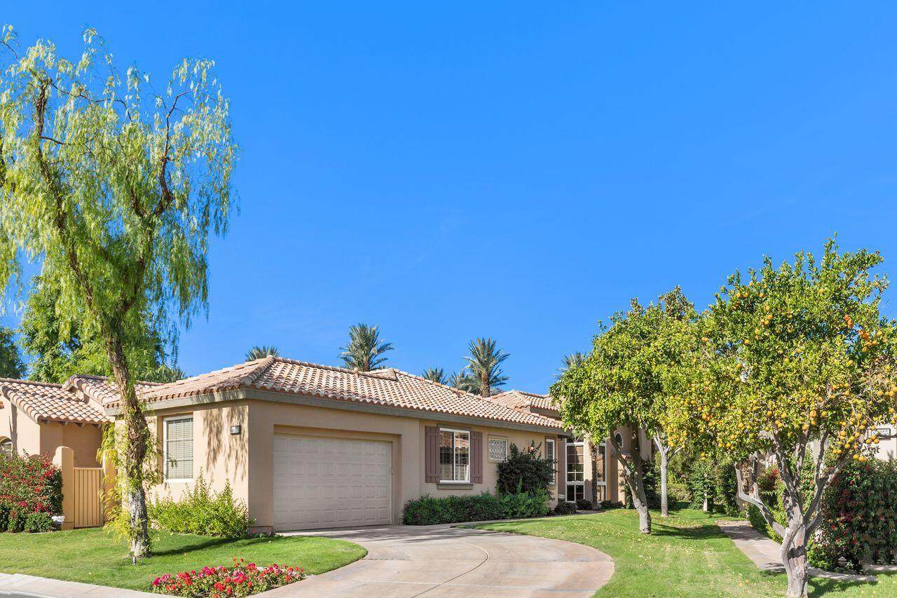 48375 Casita Drive - Photo 1