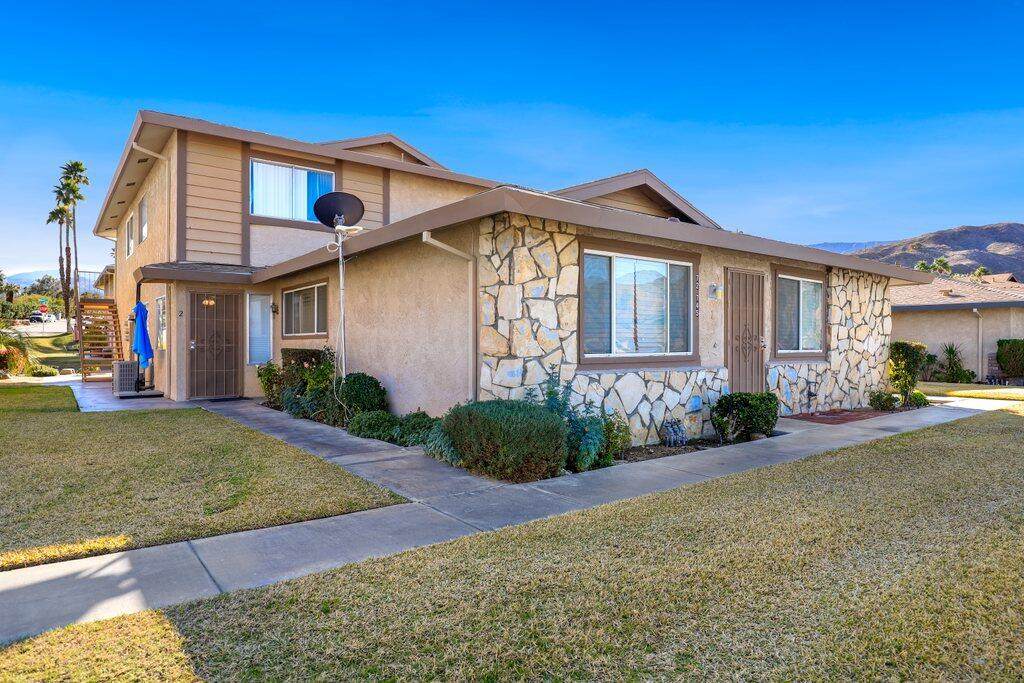 72745 Willow Street - Photo 1