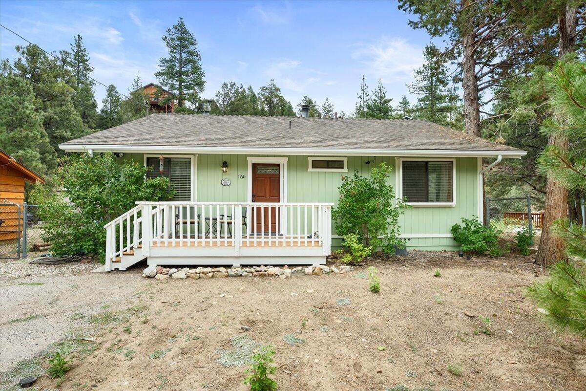 1160 Wendy Avenue - Photo 1