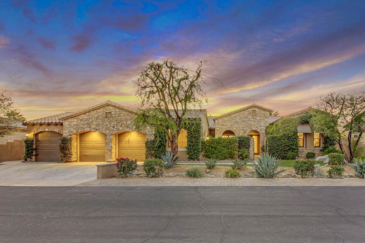 48611 Sojourn Street - Photo 1