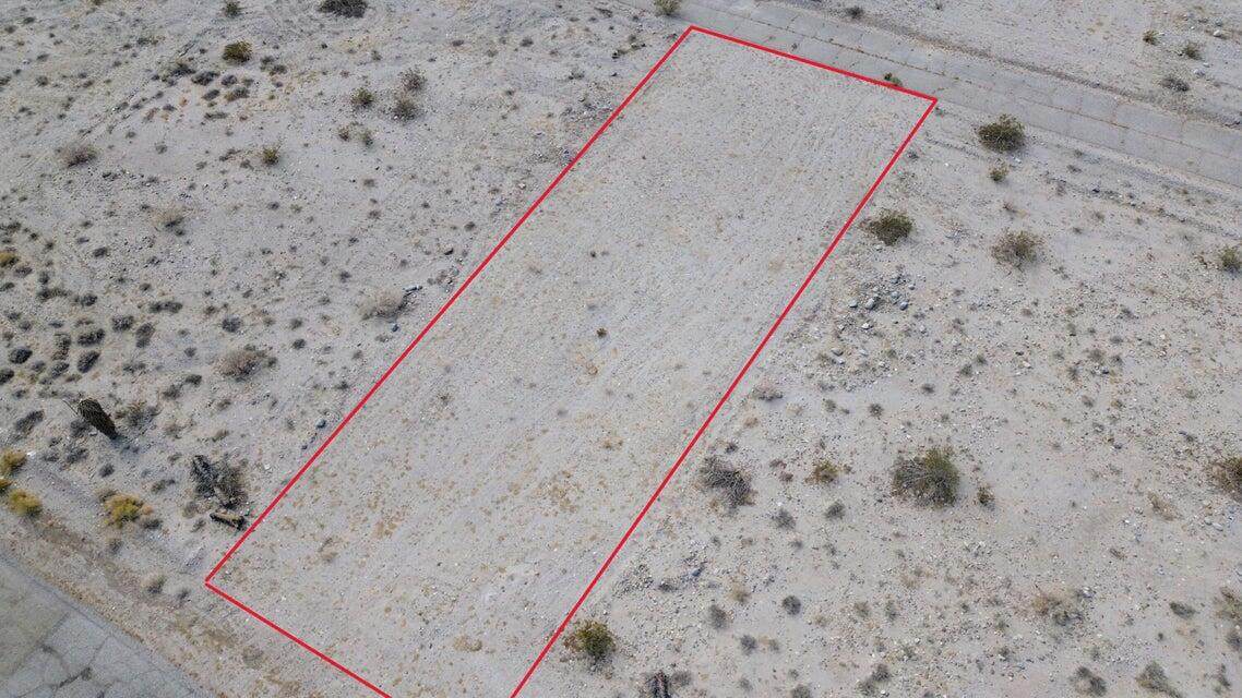 1561 Desert Air Avenue - Photo 1