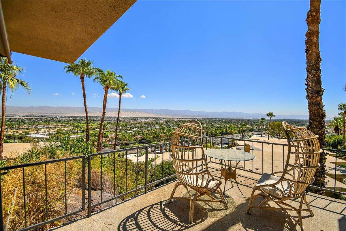 2112 Southridge Drive - Photo 1