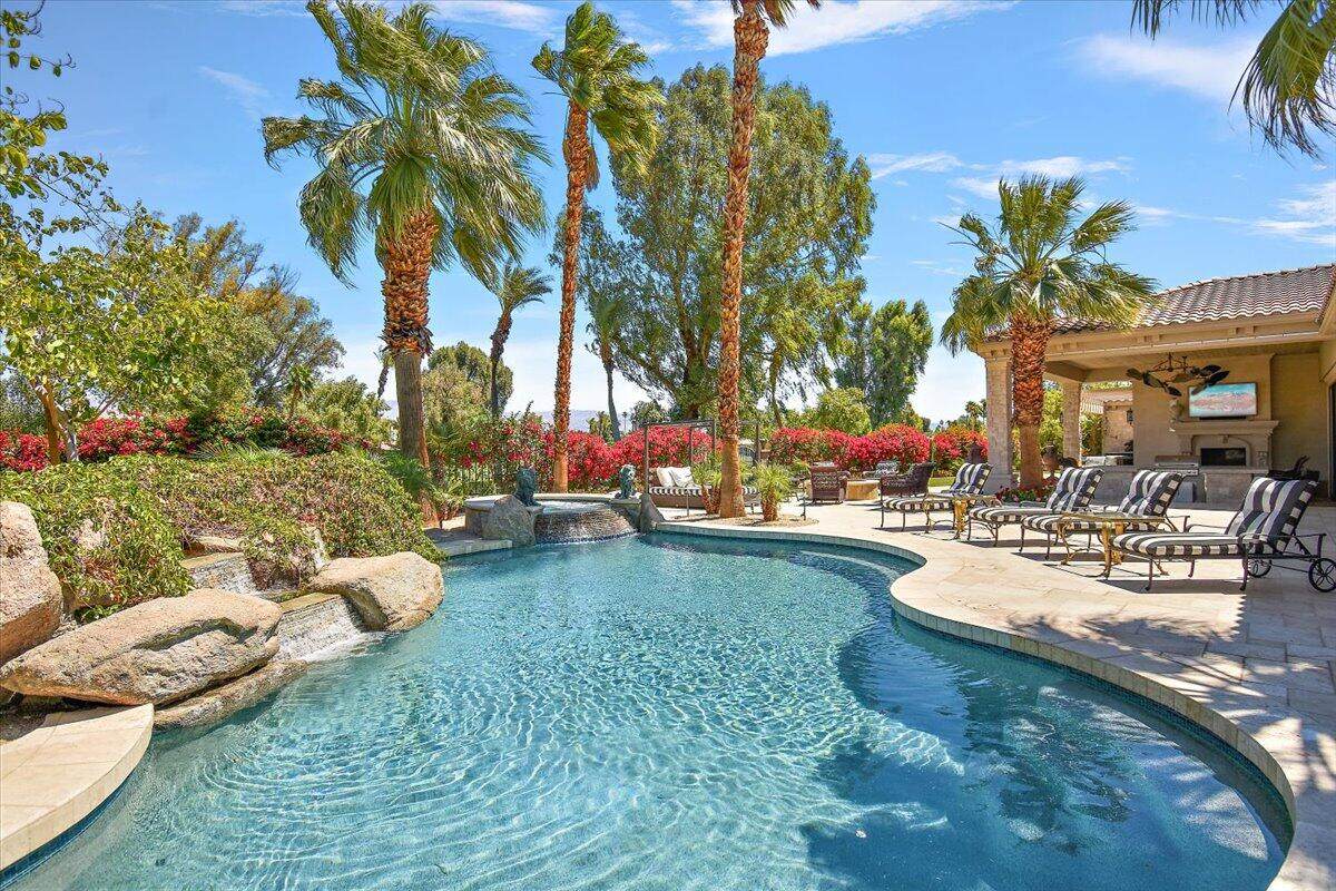 78770 Starlight Lane - Photo 1