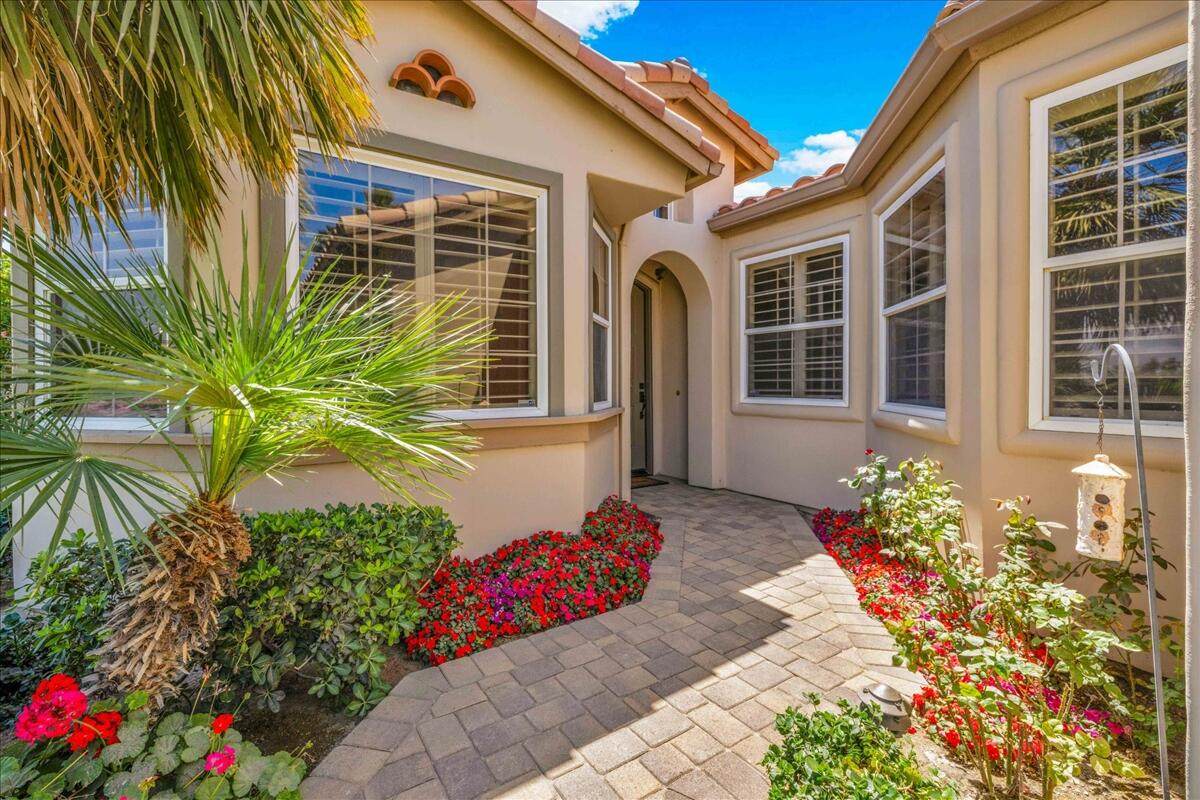 48160 Casita Drive - Photo 1