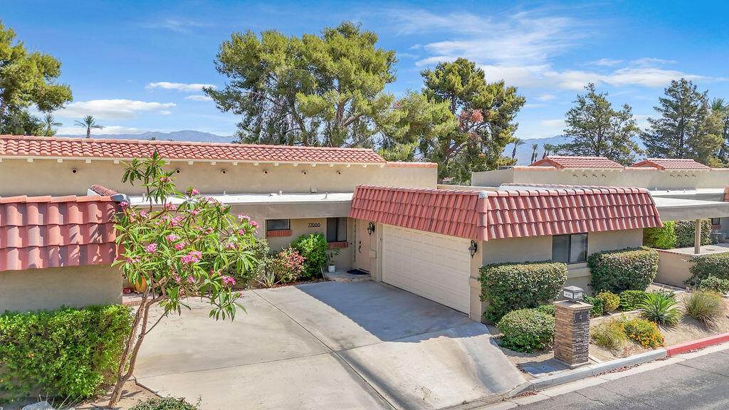 77086 Pauma Valley Way - Photo 1