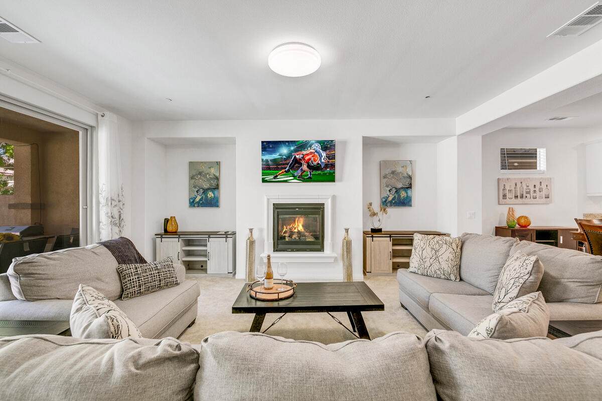 49337 Nicholson Court - Photo 1