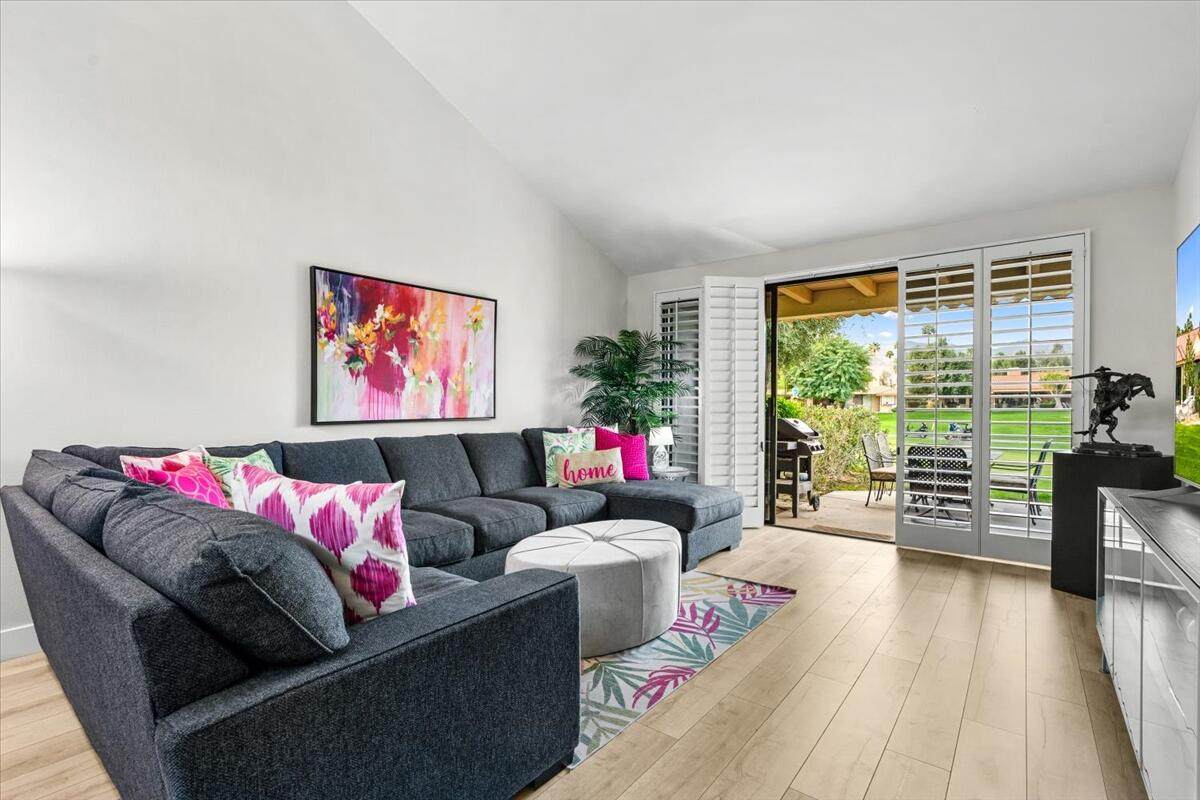 193 Seville Circle - Photo 1