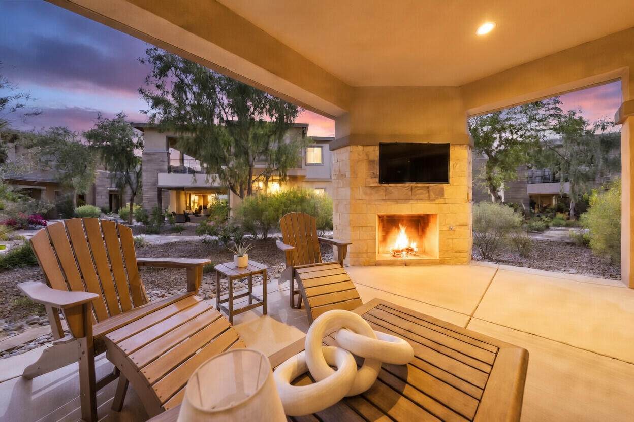 1702 Retreat Circle - Photo 1