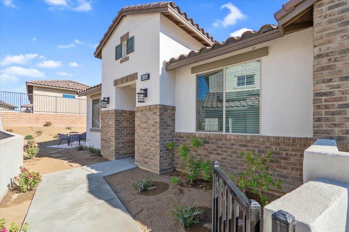80238 Whisper Rock Way - Photo 1