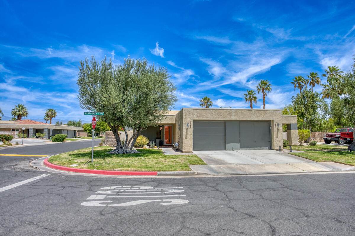 1190 Sunflower Lane - Photo 1