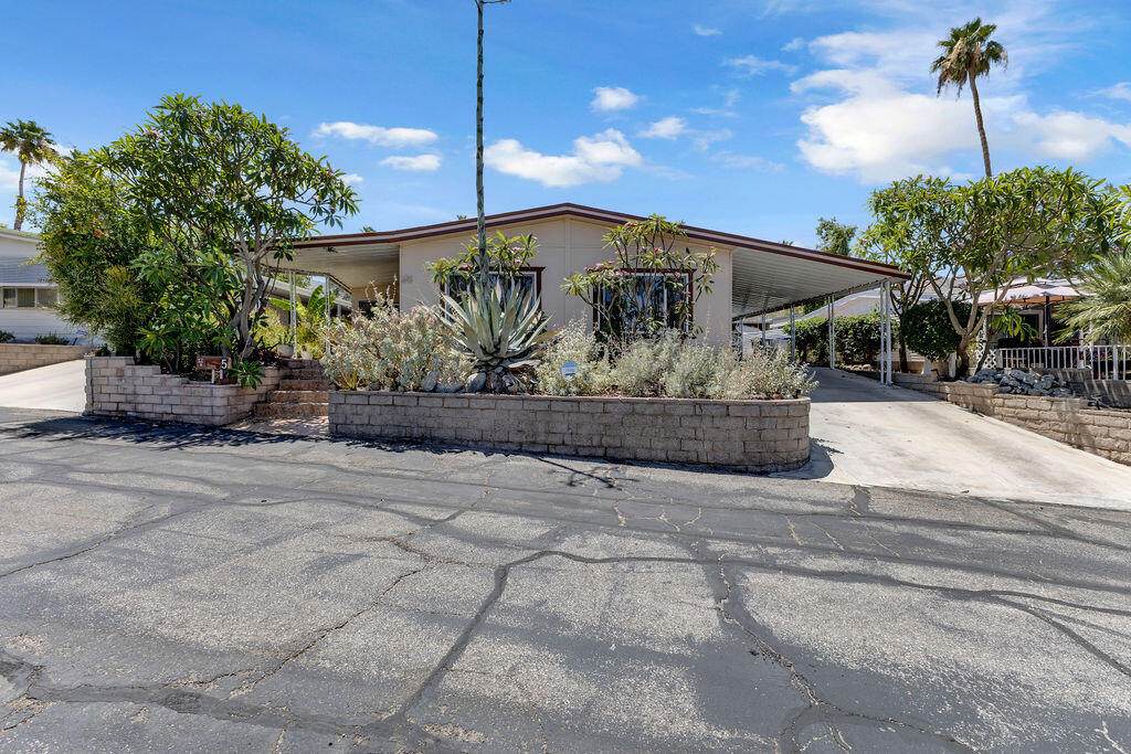 5 Prickly Pear Lane - Photo 1