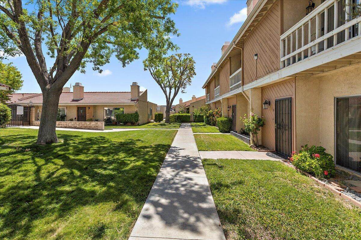 16465 Green Tree Boulevard - Photo 1