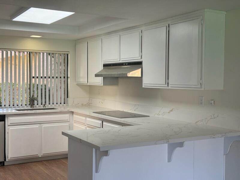 14 Presidio Place - Photo 1