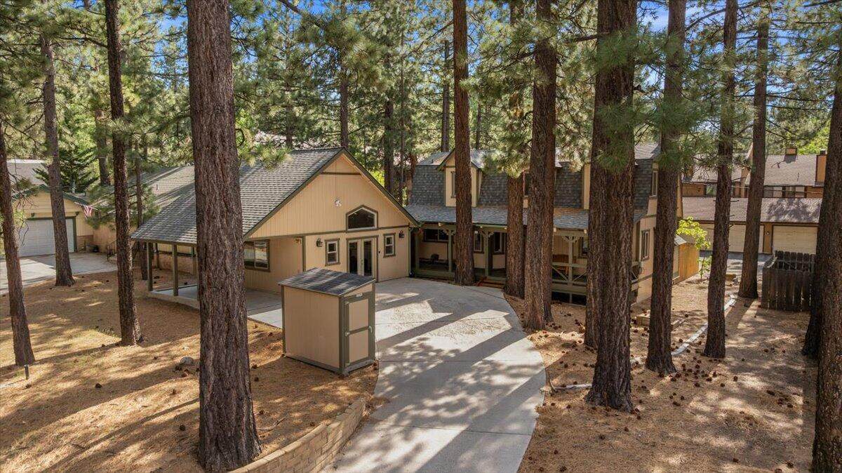 572 Ponderosa Drive - Photo 1