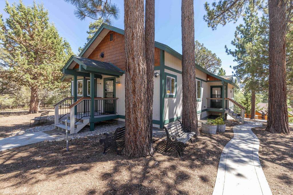 803 Plumas Court - Photo 1