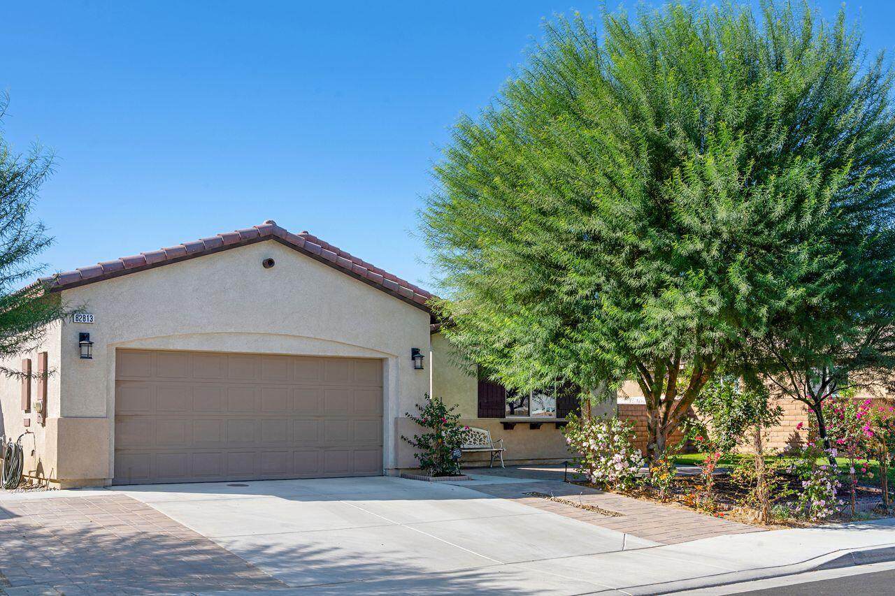 82813 Longfellow Court - Photo 1