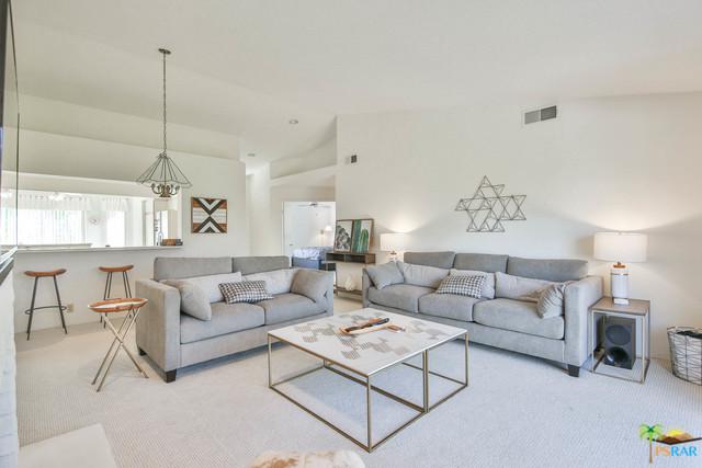 193 Desert Falls Circle - Photo 1